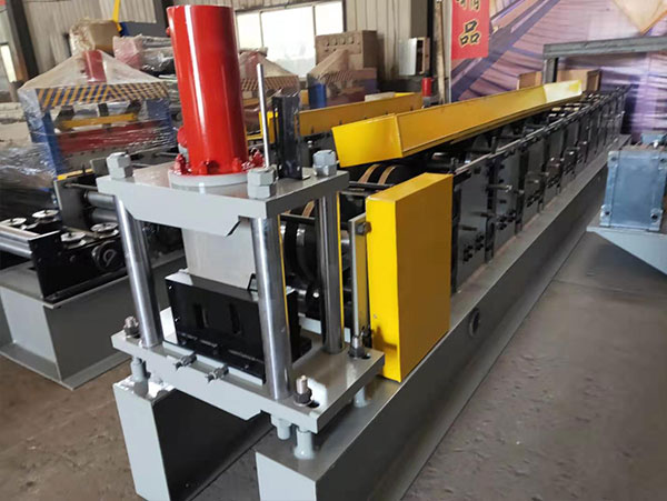 打包箱底梁機 打包箱底梁機