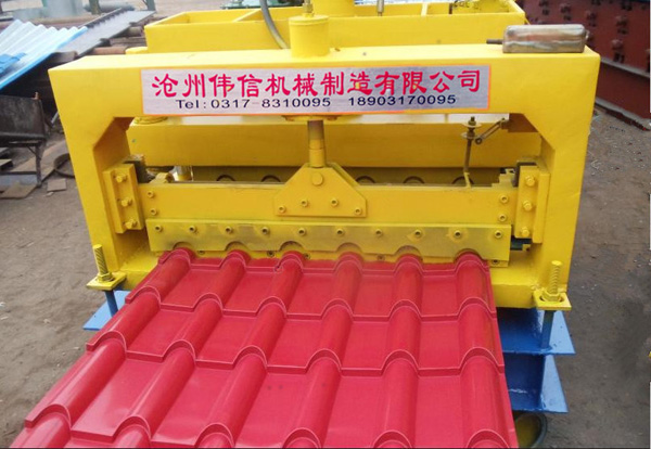 普通竹筒式琉璃瓦機(jī)