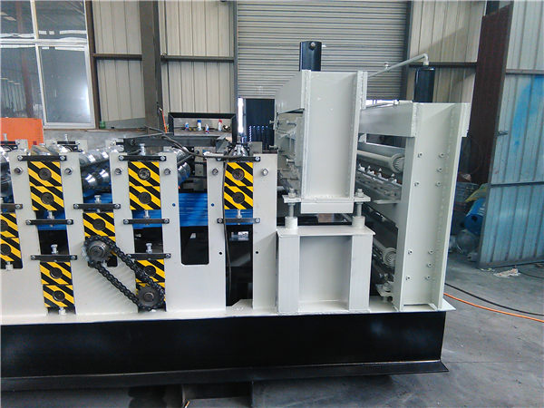 一機(jī)四用壓瓦機(jī)